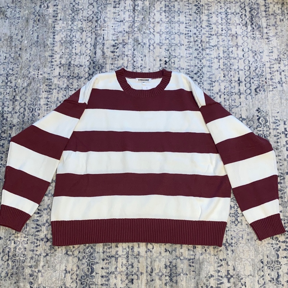 Wide-Stripe Burgundy & White Crewneck Sweater Vigoss